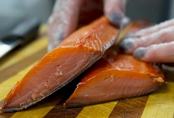 Копчена риба почала псуватися