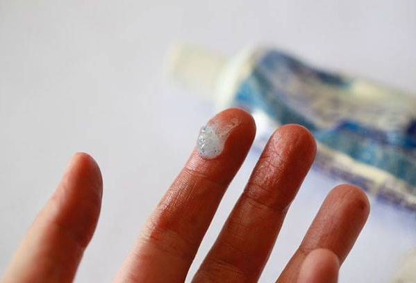 Зубна паста з абразивом