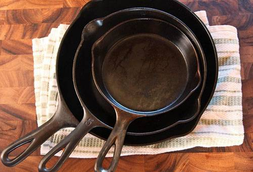 Чавунні сковорідки