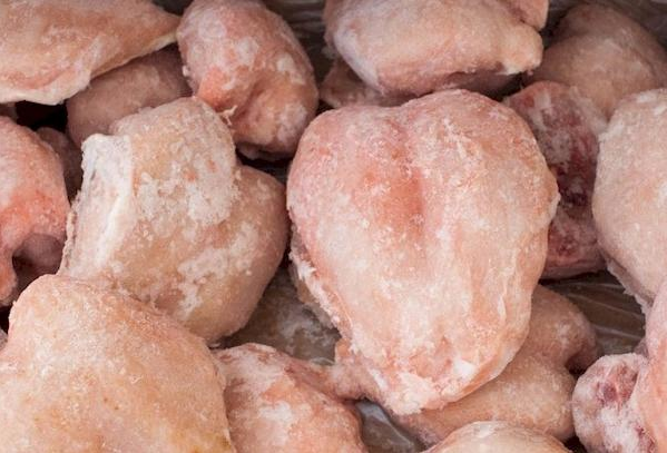 Заморожені курячі грудки