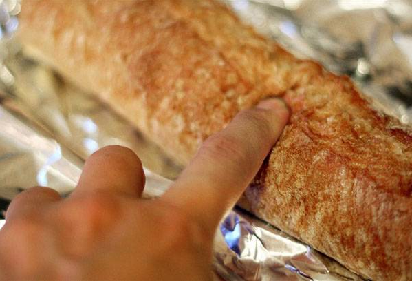 перевірка м'якості хліба