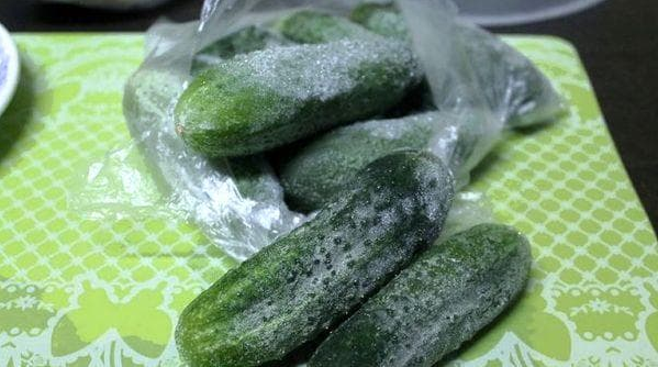 Зберігання огірків у морозилці
